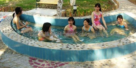 巢湖半湯溫泉旅游